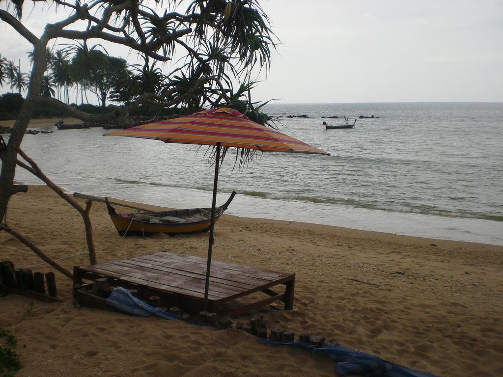 Breizh Cape Beach Bungalows Ko Lanta Exterior foto