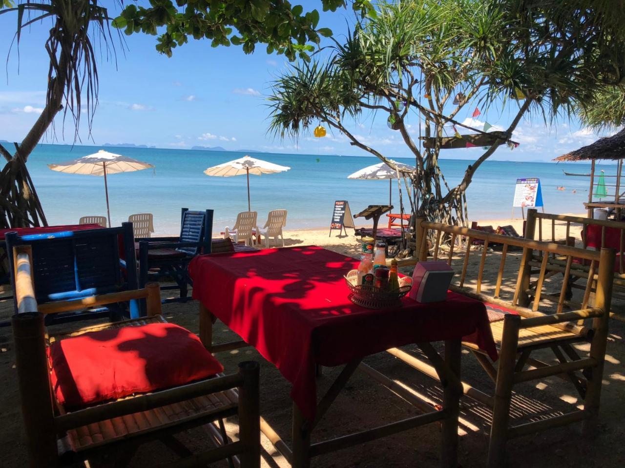 Breizh Cape Beach Bungalows Ko Lanta Exterior foto